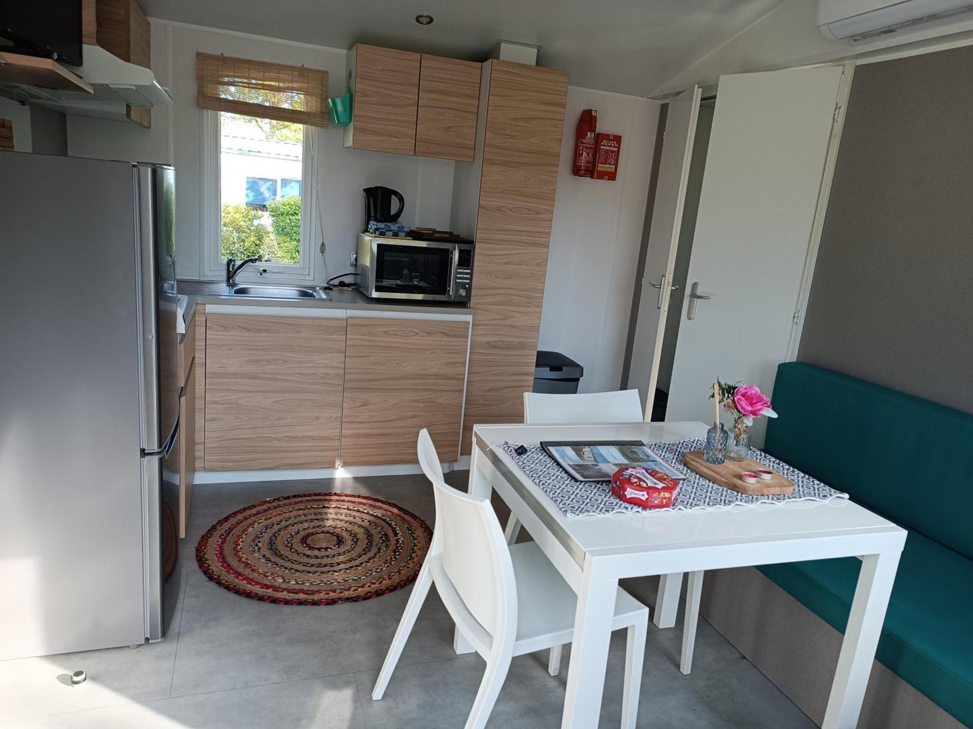 Bj Chalets - Robbengat 85 - Gezellige Chalet Op Vakantiepark Lauwersoog! Vroege Incheck! Met Airco! Esterno foto
